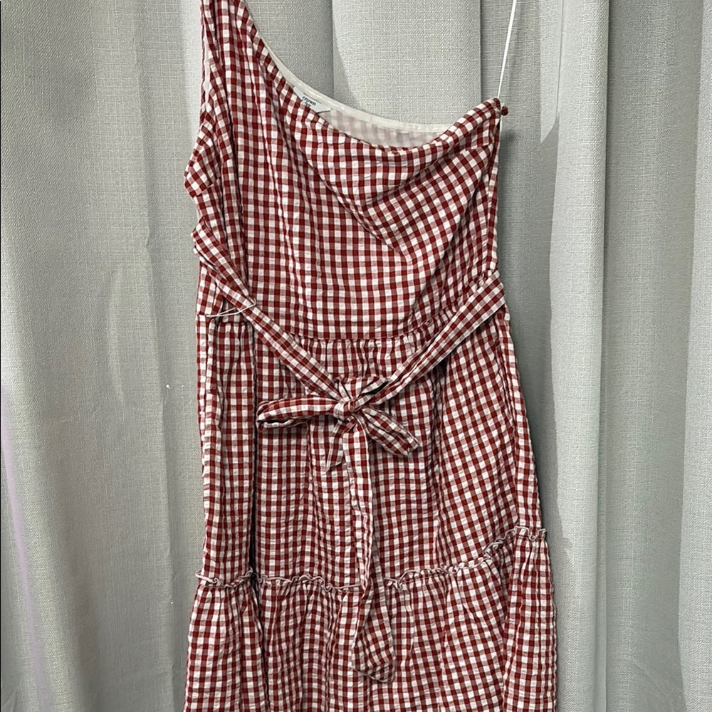 crown & ivy Red and White Asymmetrical Dress